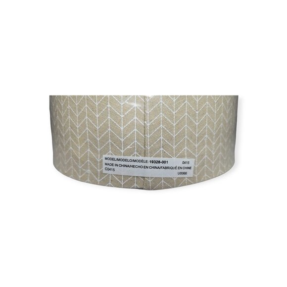NWT Threshold Tan & White Sour Cream Chevron Lamp Shade - Picture 3 of 8